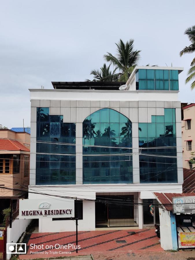 Meghna Residency Hotell Thiruvananthapuram Exteriör bild